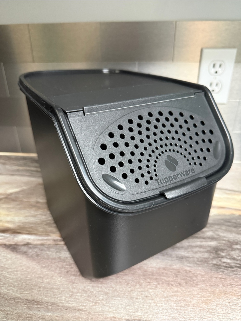 Tupperware Potato 🥔 Bin